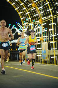 BIB: 888888, 46182
                            <button type="button" onclick="openModal(22814796)" class="btn btn-primary btn-sm float-right btn-popup" data-toggle="modal" data-target=".modal-high-quality">
                        <i class="fas fa-shopping-cart"></i> Add to Cart
                    </button>
                                            <button type="button" onclick="isThisMe(22814796, true)" class="btn btn-success btn-sm float-right btn-popup btn-isme hidden" data-toggle="tooltip" data-placement="bottom" title="นี่คือรูปของคุณใช่ไหม คลิกที่นี่เพื่อเอาเข้าอัลบั้ม">
                        <i class="fas fa-plus"></i> Add to album
                    </button>
                    <button type="button" onclick="isThisMe(22814796, false)" class="btn btn-warning btn-sm float-right btn-popup btn-isnotme hidden">
                        <i class="fas fa-ban"></i> Remove from album
                    </button>